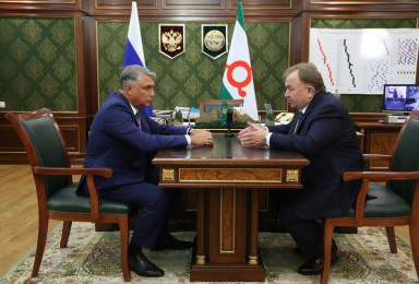 Политики